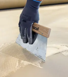 Revêtement de sol colles et accessoires | Forbo Flooring Systems